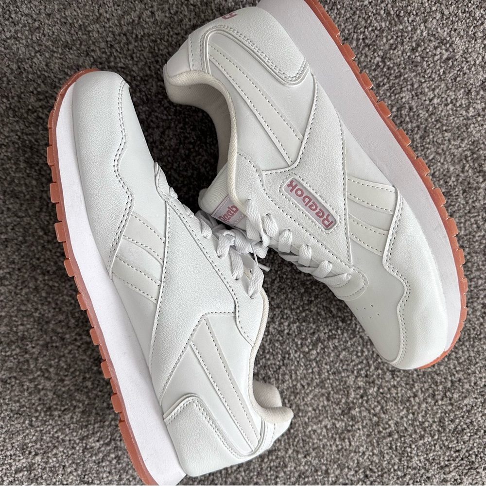 Reebok White Sneakers - Sz 9